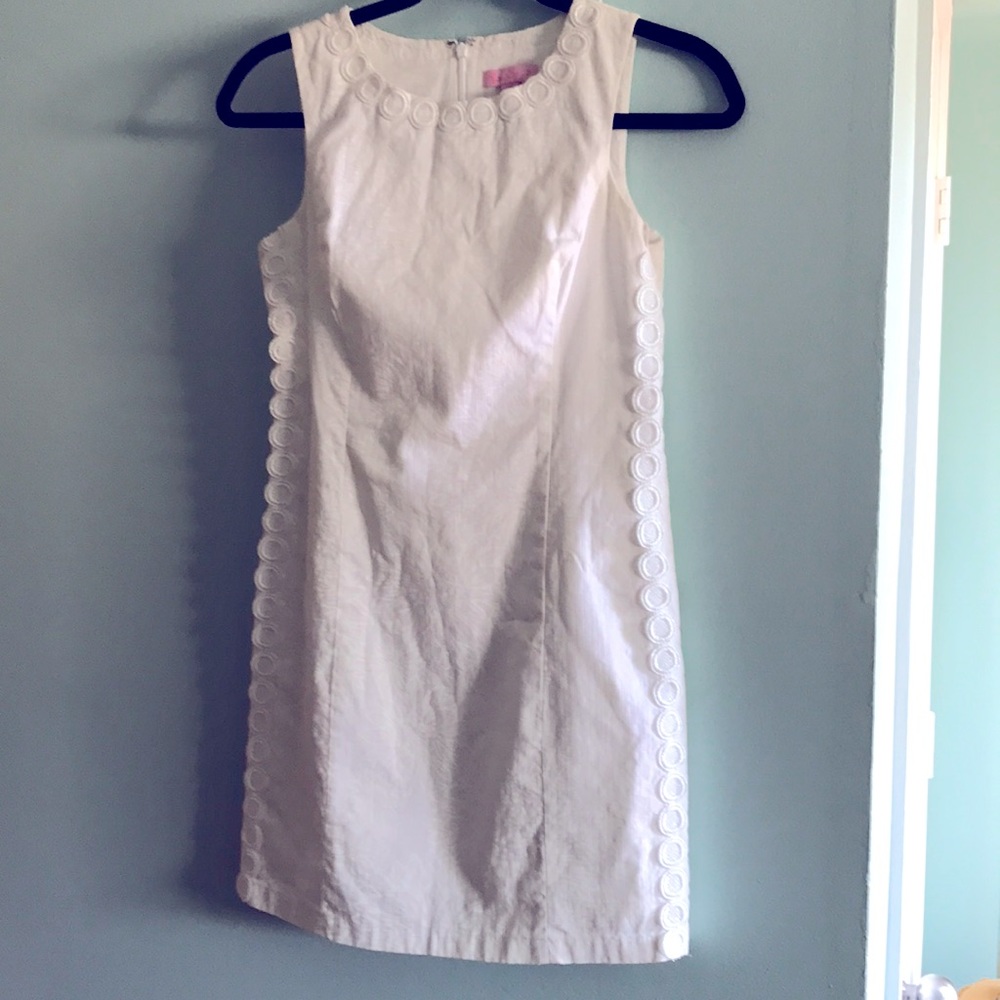 Lilly Pulitzer, white on white floral, Mini sheath dress, size 2